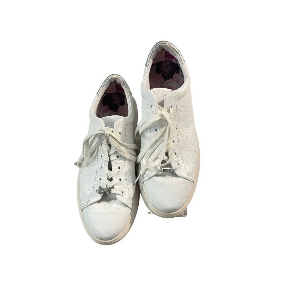 Ted Baker London White Tennis Shoes Sneakers Metal Bow US 8 8.5